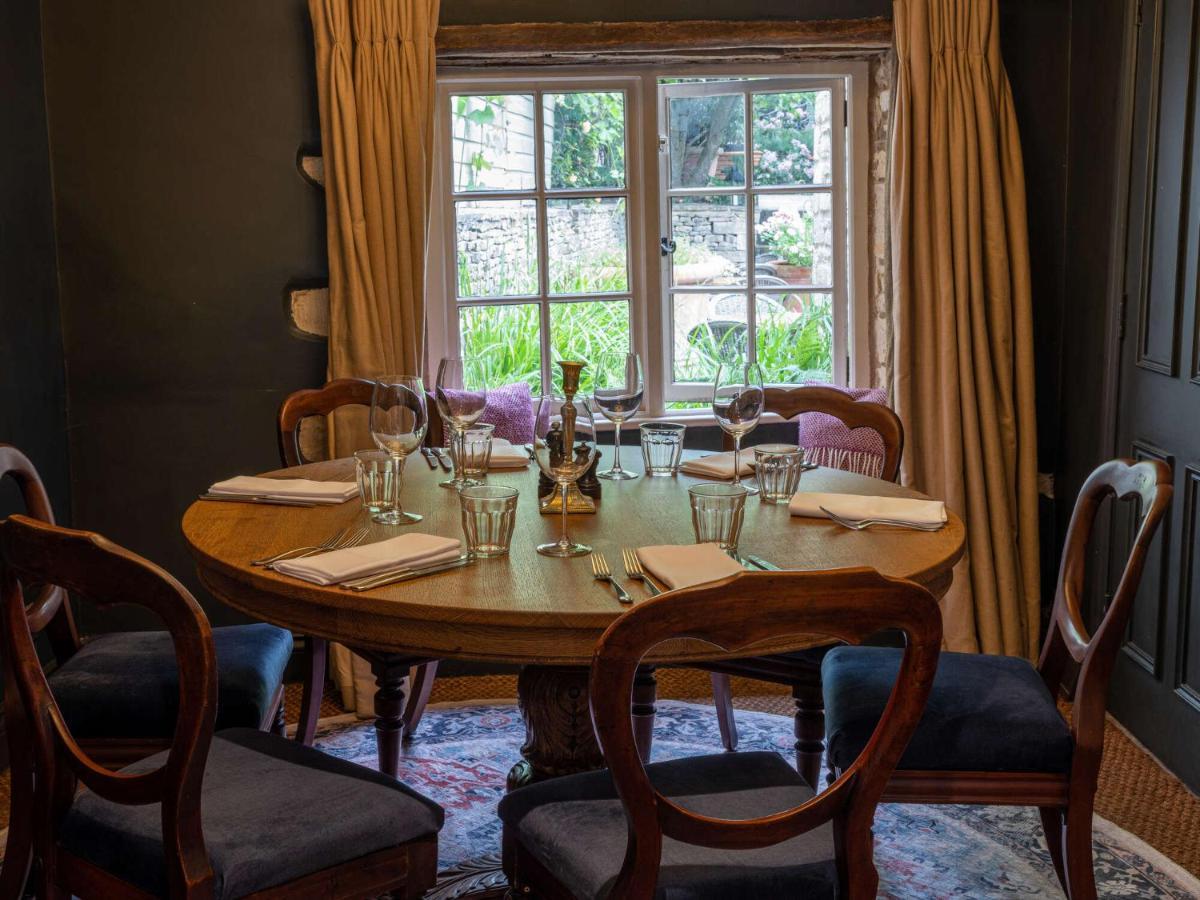 Bourton-on-the-Water The Wheatsheaf Inn מראה חיצוני תמונה