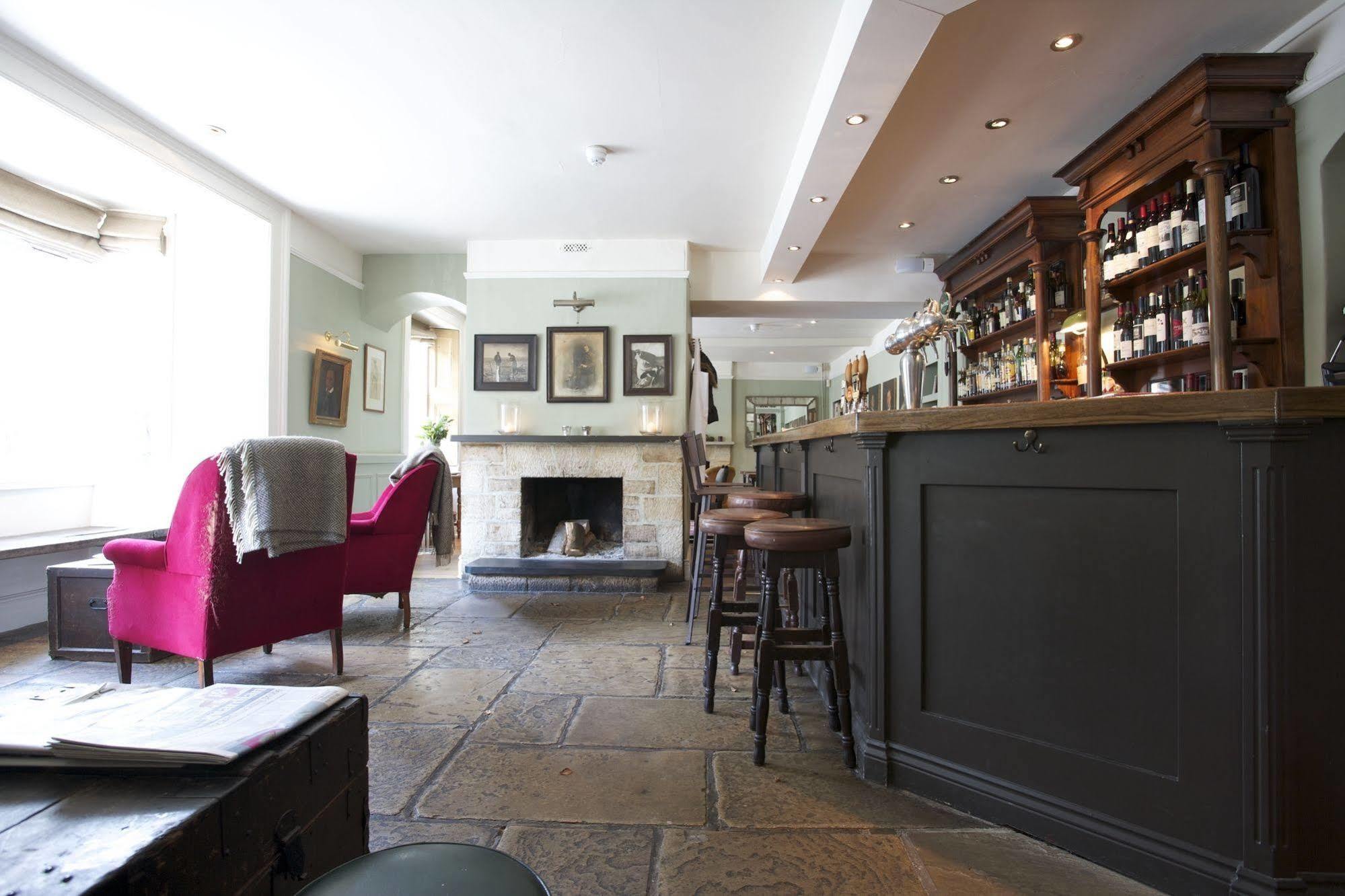 Bourton-on-the-Water The Wheatsheaf Inn מראה חיצוני תמונה
