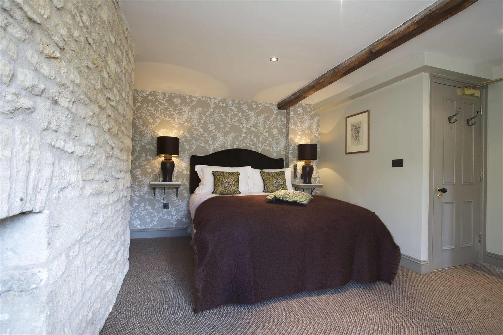 Bourton-on-the-Water The Wheatsheaf Inn מראה חיצוני תמונה